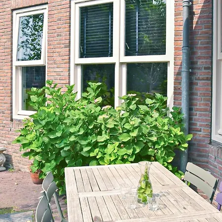 Holiday home Kapeltuin Hoorn (North Holland)